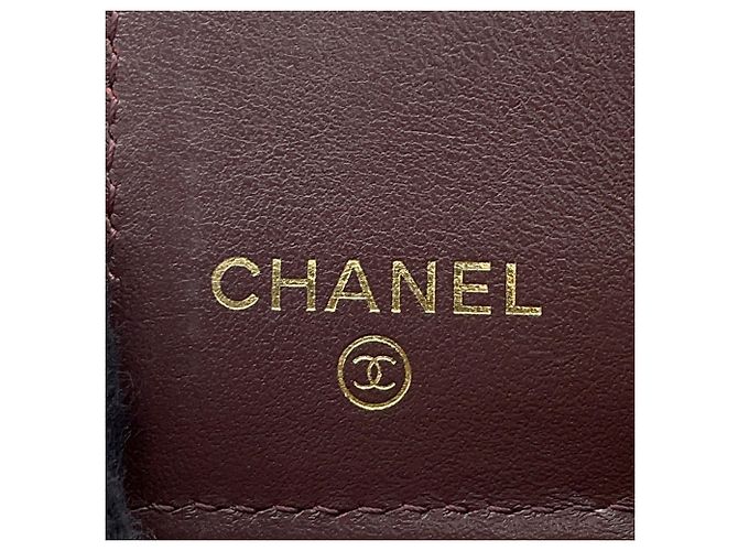 Chanel Matelassé Tri-Fold Wallet in Black Schwarz - Ansicht 13