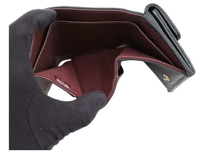 Chanel Matelassé Tri-Fold Wallet in Black Schwarz - Ansicht 5