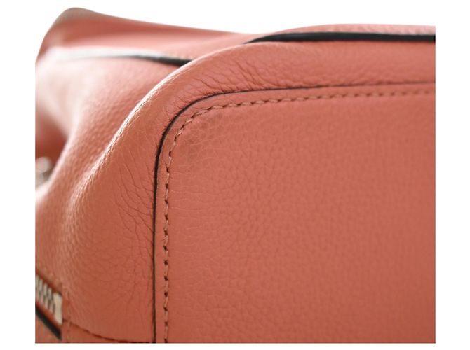 LOEWE Goya kleiner Lederrucksack in Rosa Pink - Ansicht 8
