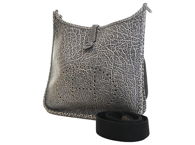 Hermès Gray Dalmatian Buffalo Evelyne I 29 Marrom - vista 3
