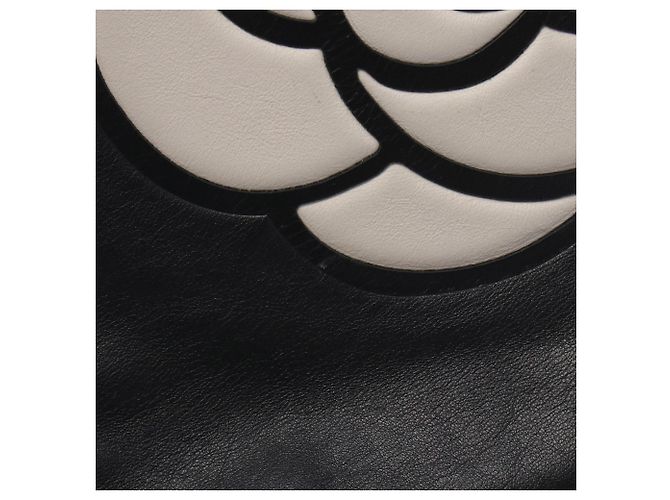 Tote Chanel in pelle d'agnello nera con logo Camelia in rilievo Nero - vista 10