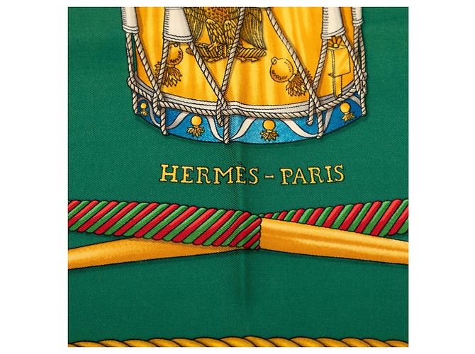 Hermès Green Les Tambours Seidentuch 90 Grün - Ansicht 4