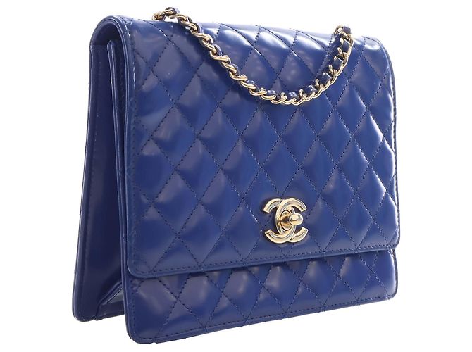 Chanel Blue CC Quilted Patent Square Flap - vista 2