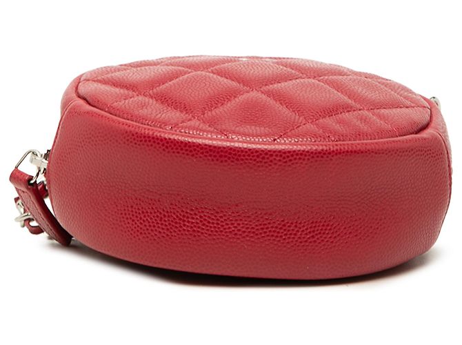 Clutch rotonda trapuntata in caviar rosso Chanel con catena - vista 3