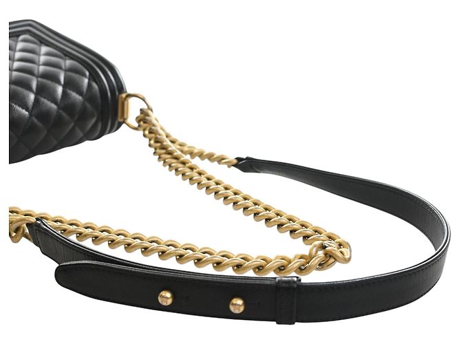 Chanel Black Small Quilted Caviar Boy Flap Nero - vista 14
