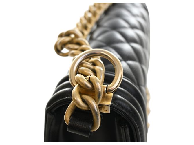 Chanel Black Small Quilted Caviar Boy Flap Nero - vista 7