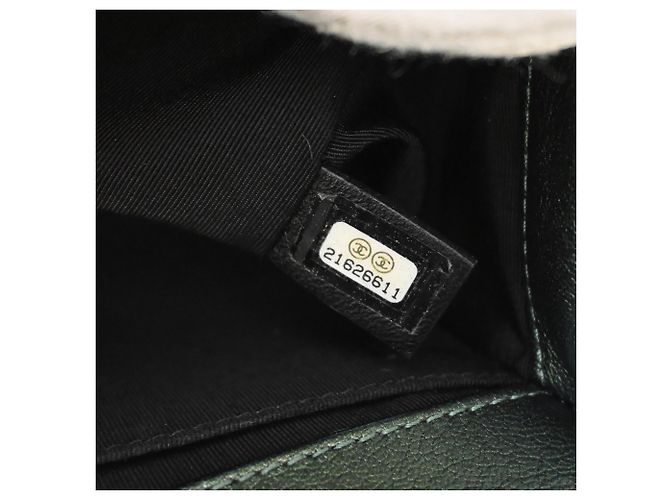 Chanel Green Old Medium Quilted Iridescent Goatskin Rainbow Hardware Boy Flap Verde - vista 5