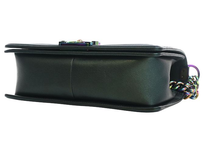 Chanel Green Old Medium Quilted Iridescent Goatskin Rainbow Hardware Boy Flap Verde - vista 7
