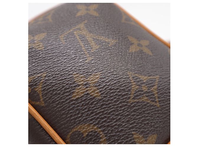 Louis Vuitton Monogram Pochette Cancun M60018 Marrone Beige - vista 4