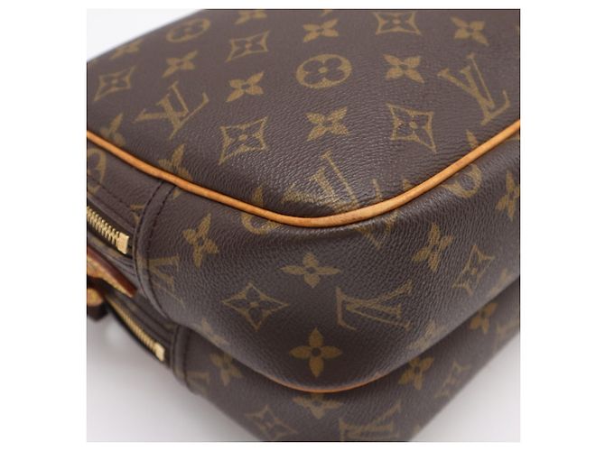 Louis Vuitton Monogram Reporter PM Schultertasche Braun Beige - vista 10