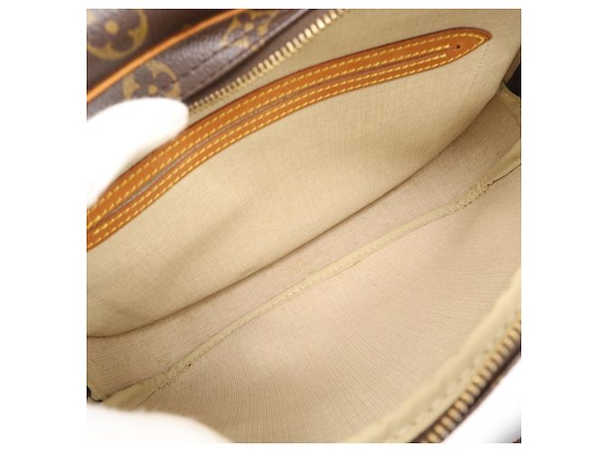 Louis Vuitton Monogram Reporter PM Schultertasche Braun Beige - vista 13