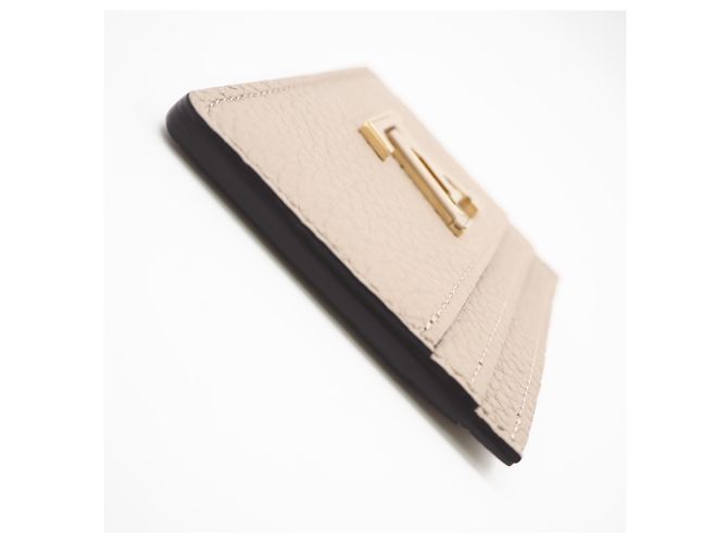 Tarjetero Louis Vuitton de piel Taurillon Beige - vista 7