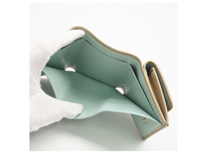 Bulgari Bvlgari Beige Tri-fold Ledergeldbörse - Ansicht 12