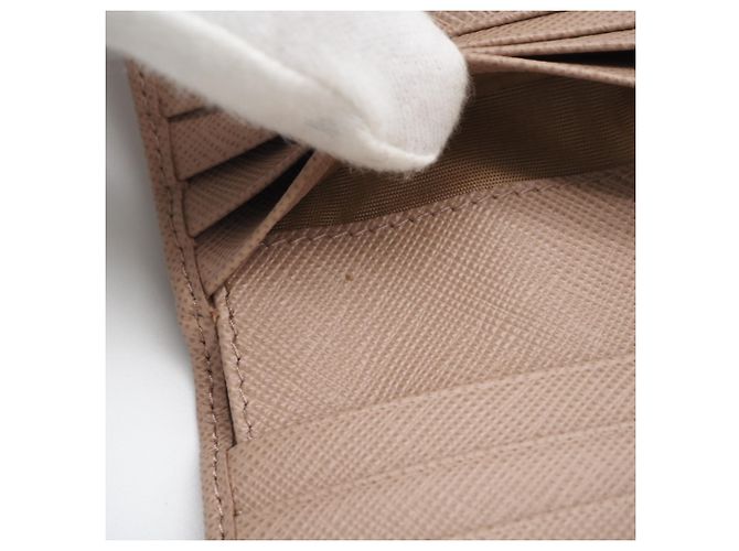 Billetera bi-fold Prada Saffiano Triangle Beige - vista 15