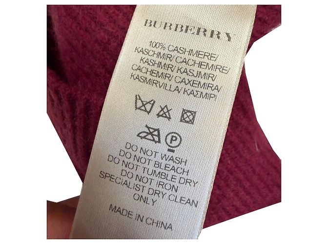 Guanti, sciarpa e berretto Burberry in cashmere rosso - vista 12