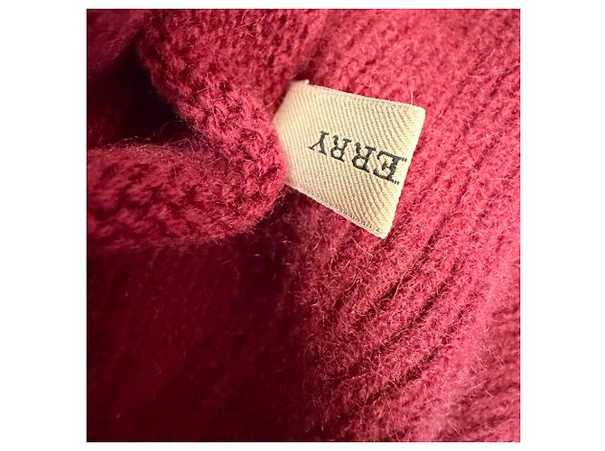 Guanti, sciarpa e berretto Burberry in cashmere rosso - vista 5
