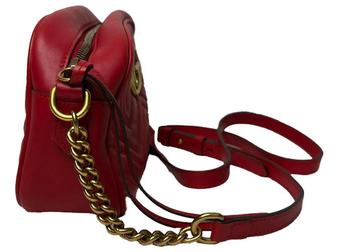 Picca borsa a tracolla Gucci Marmont matelassé in pelle rossa Rosso - vista 4