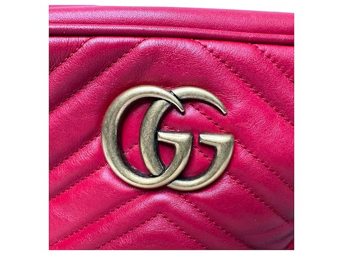 Picca borsa a tracolla Gucci Marmont matelassé in pelle rossa Rosso - vista 7