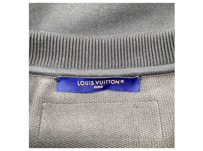 Louis Vuitton Sweatshirt mit Grafikprint aus olivefarbener Baumwolle Grün Olivgrün - Ansicht 9