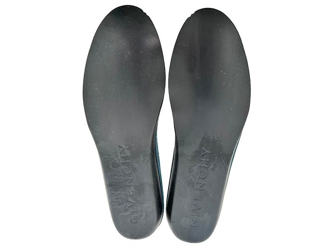 Sneakers Givenchy Spectre traforate in pelle nera Nero - vista 16