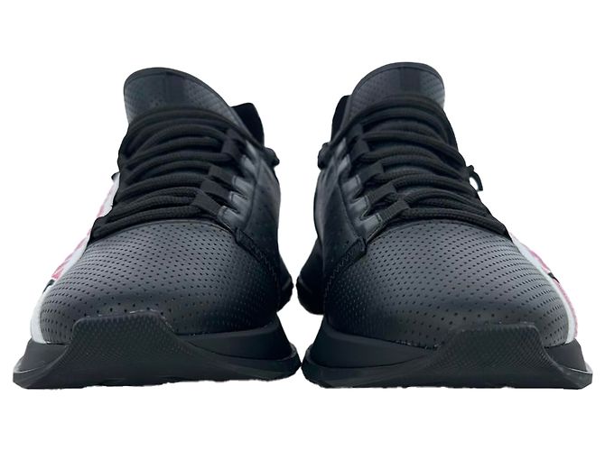 Sneakers Givenchy Spectre traforate in pelle nera Nero - vista 2