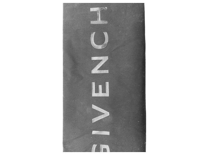 Sneakers Givenchy Spectre traforate in pelle nera Nero - vista 20