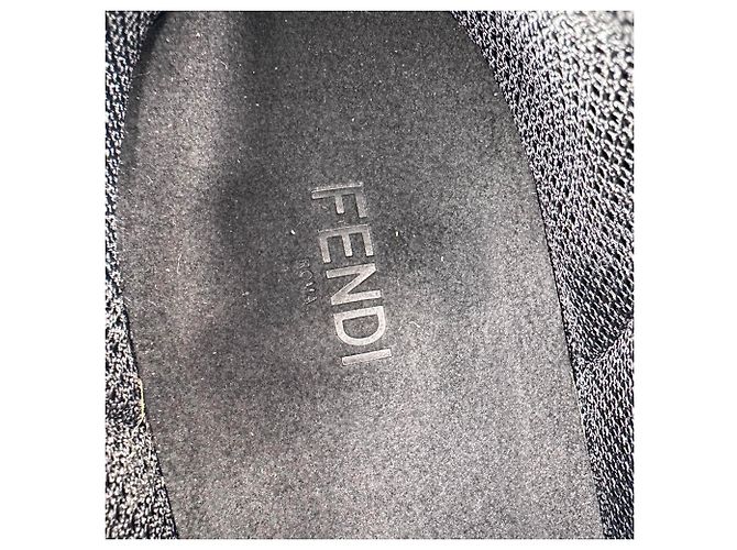 Sneaker basse in pelle bianca con stampa logo Fendi Bianco - vista 21