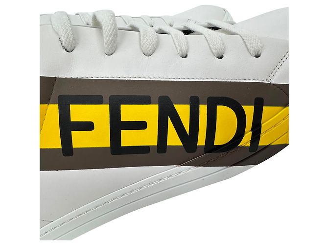 Sneaker basse in pelle bianca con stampa logo Fendi Bianco - vista 8