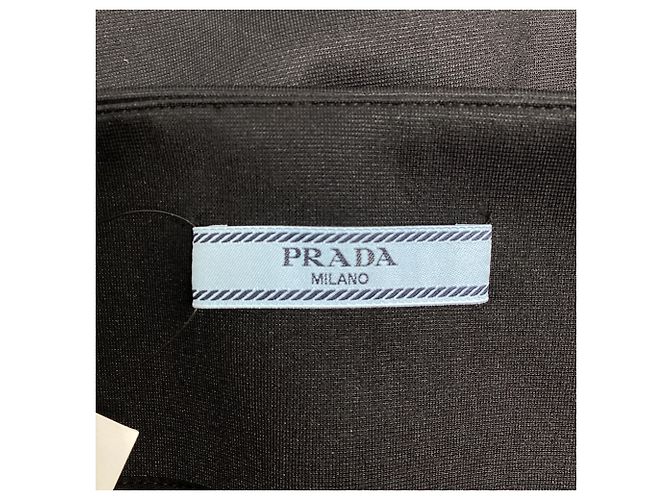 Prada Minirock mit Rüschen und Gürtel aus schwarzem Polyester - Ansicht 4