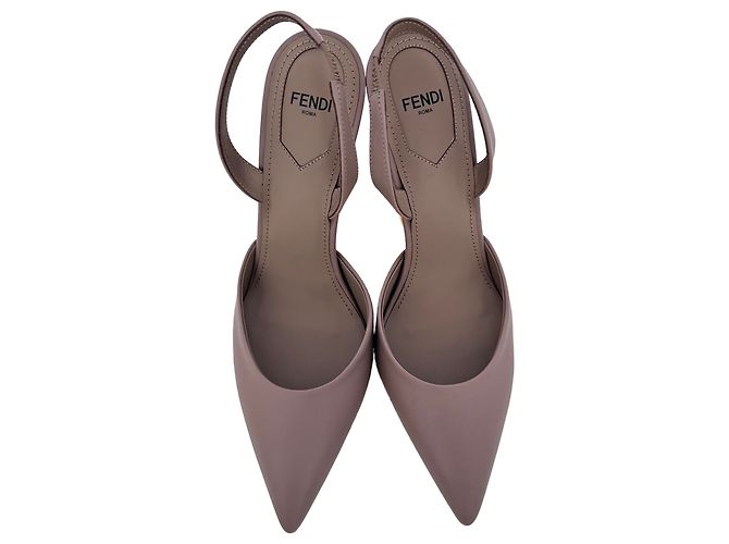 Fendi First Slingback Pumps aus beigem Kalbsleder - Ansicht 4
