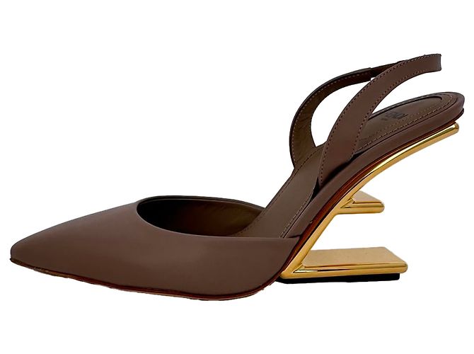 Fendi First Slingback Pumps aus beigem Kalbsleder - Ansicht 7