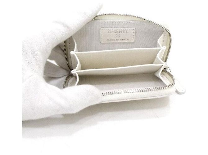 Chanel Portacarte con zip CC classico in Caviar bianco argento - vista 6