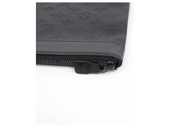Louis Vuitton Borsa a pochette in pelle Monogram Shadow Nera - vista 8