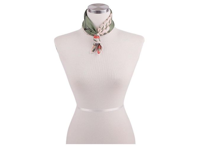 Hermès Portrait de Boucle Scarf Braun - Ansicht 12