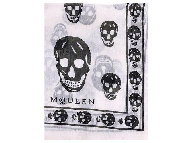 Alexander Mcqueen Foulard in chiffon di seta con teschio Marrone - vista 6