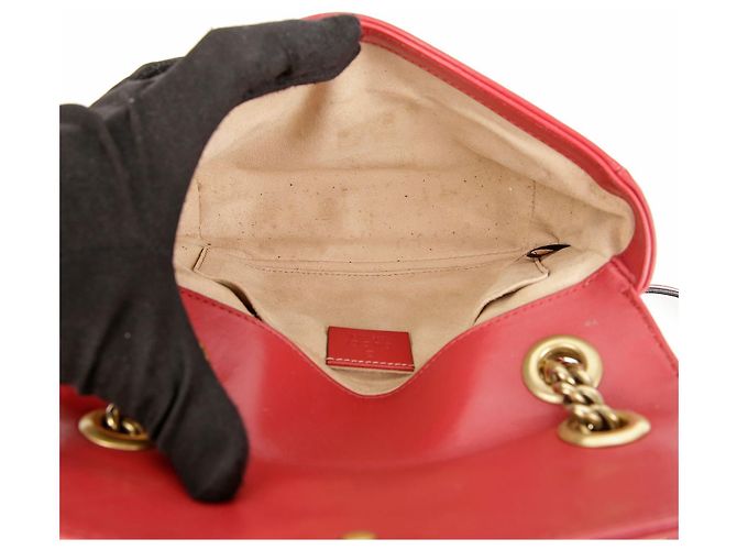 Gucci Mini bolso de hombro GG Marmont matelassé rojo - vista 17