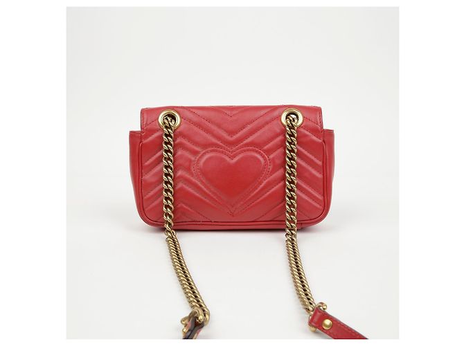 Gucci Mini bolso de hombro GG Marmont matelassé rojo - vista 3
