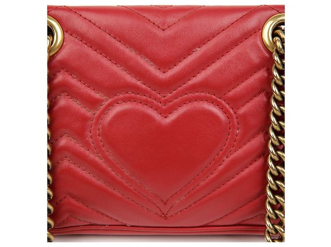 Gucci Mini bolso de hombro GG Marmont matelassé rojo - vista 4