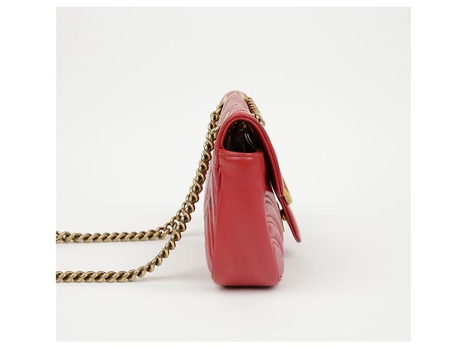 Gucci Mini bolso de hombro GG Marmont matelassé rojo - vista 5