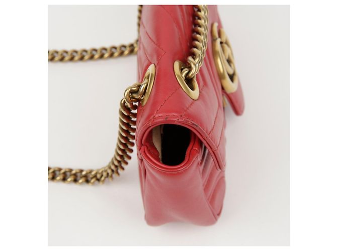 Gucci Mini bolso de hombro GG Marmont matelassé rojo - vista 6