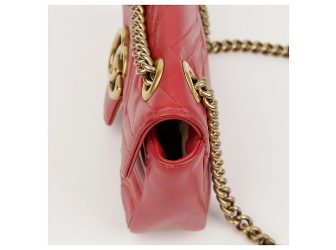 Gucci Mini bolso de hombro GG Marmont matelassé rojo - vista 7