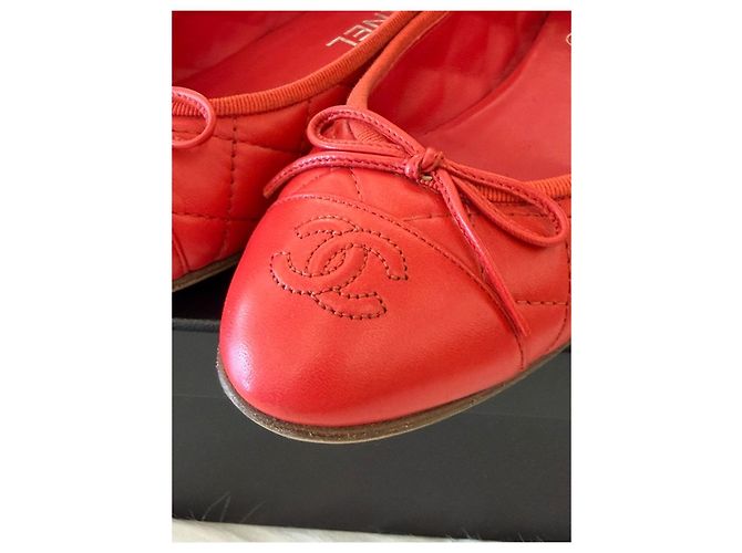 Chanel Gesteppte Ballerinas Rot - Ansicht 11