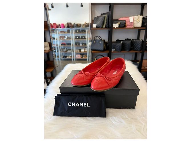 Chanel Gesteppte Ballerinas Rot - Ansicht 4