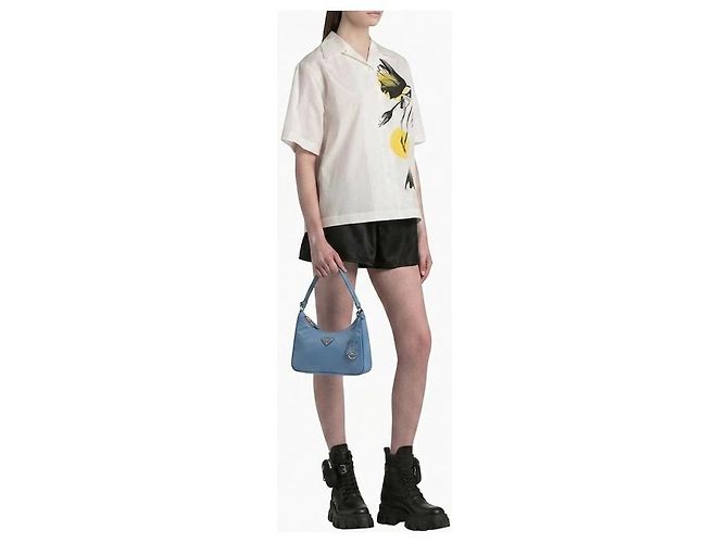 Prada Borsa Hobo in Re-Nylon con logo triangolare Blu - vista 11