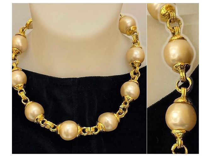 Chanel Perlenkette mit goldfarbenem Metall Golden - Ansicht 5