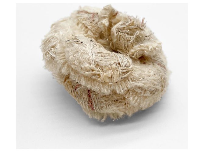 Spilla Corsage Camelia Chanel Bianco Beige - vista 2