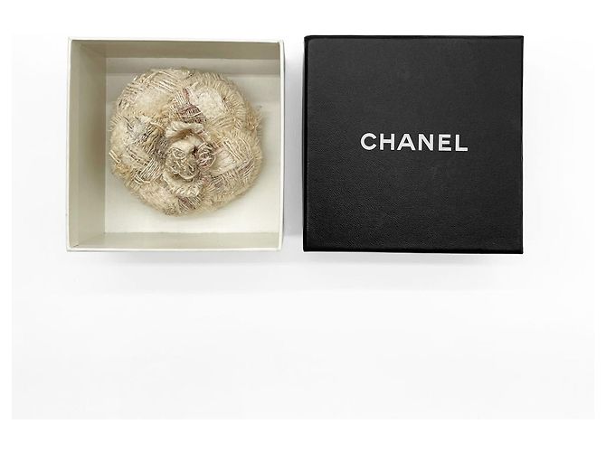 Spilla Corsage Camelia Chanel Bianco Beige - vista 9