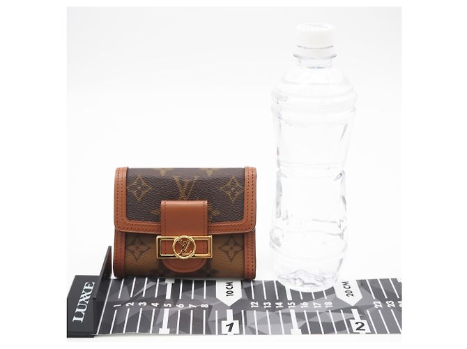 Louis Vuitton Monogram Reverse Portefeuille Dauphine Compact Wallet Marrone Beige - vista 3