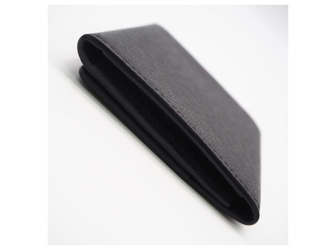 Tarjetero Louis Vuitton Taiga Negro - vista 8
