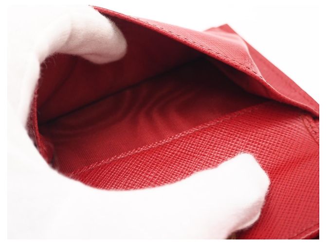 Portefeuille bi-fold Prada Saffiano Triangle Noir Rouge - vue 12